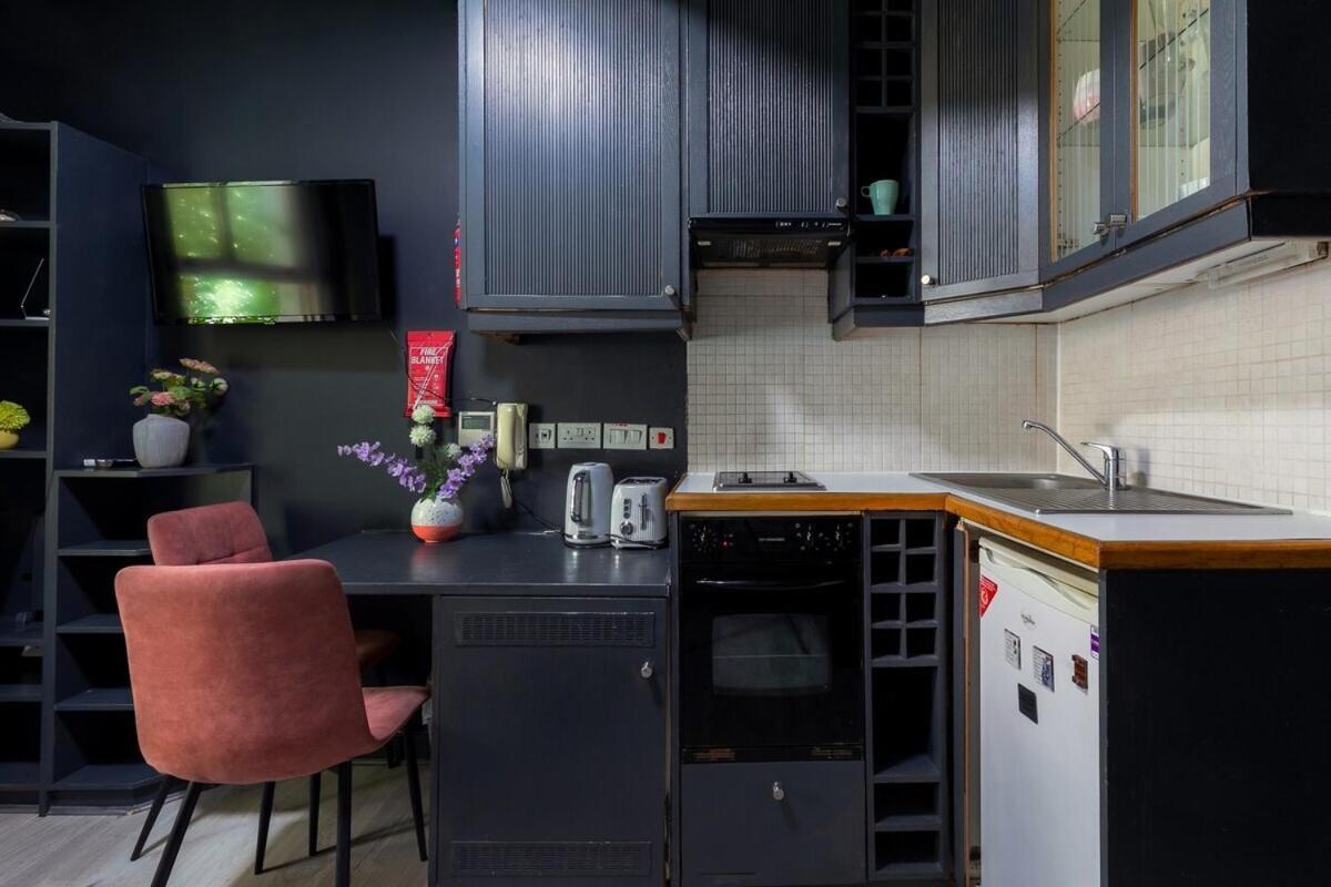 Portobello Road Artistic Studios 'Budget' London Eksteriør billede