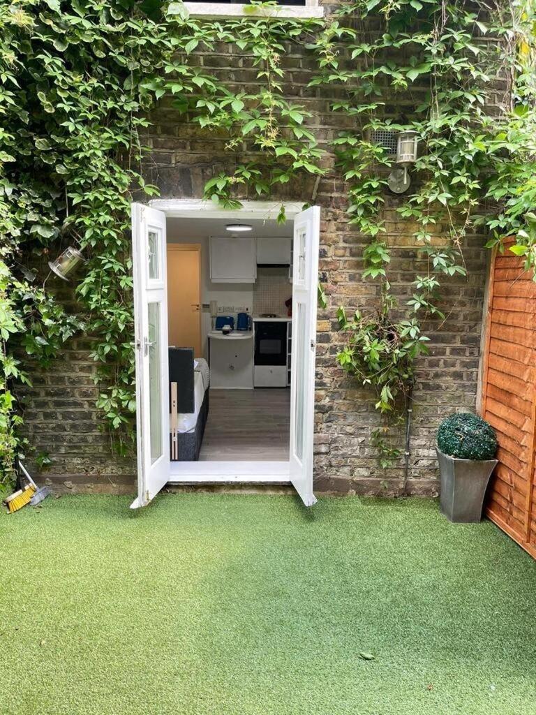 Portobello Road Artistic Studios 'Budget' London Eksteriør billede
