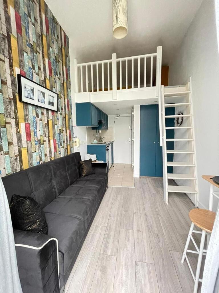 Portobello Road Artistic Studios 'Budget' London Værelse billede