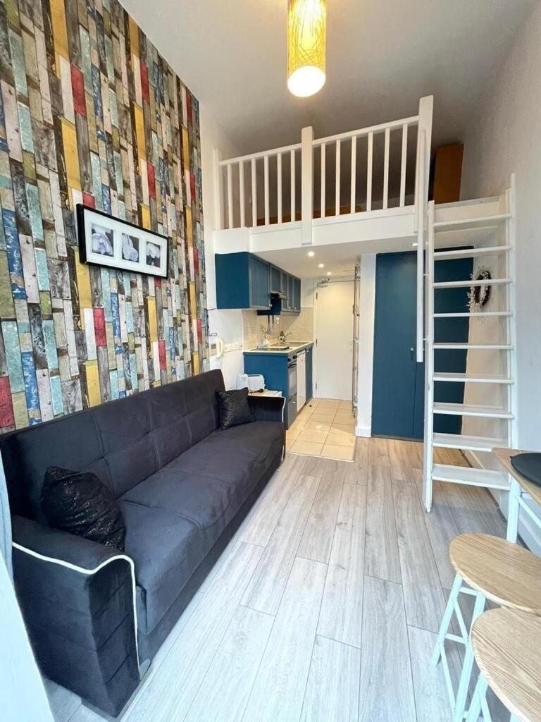 Portobello Road Artistic Studios 'Budget' London Værelse billede